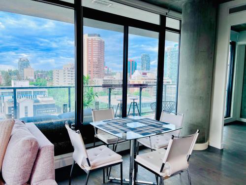 LUXURY DT, 2 Bedroom DEAL, Private Balcony, Full Kitchen, Gym - FREE PARKING, Calgary (fotografie 8)