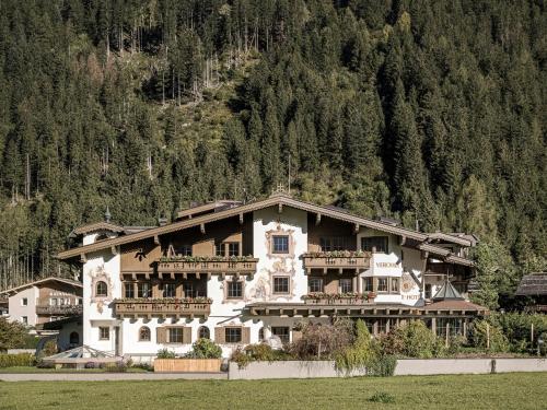 Apparthotel "Landhaus Veronika" in Mayrhofen, Österreich