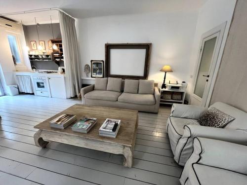 Stylish Green Courtyard Loft CityLife, Mailand (Foto 6)