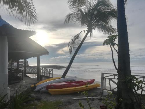 레스토랑, Hotel Palmar Surf Camp & School in 산 카를로스