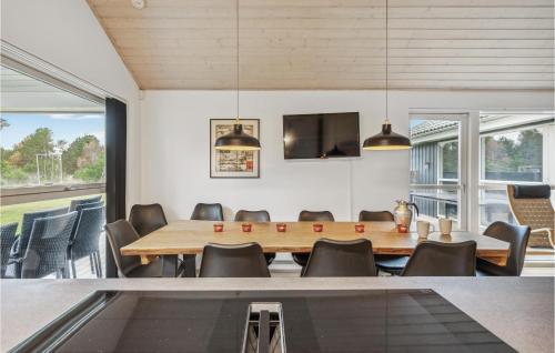 Kitchen, Beach Front Home In Jerup With Sauna in Jerup