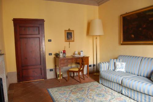 Palazzo Tucci Residenza d'epoca - image 3
