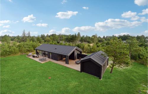  4 Bedroom Stunning Home In Strandby in Strandby