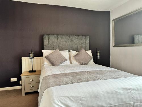 New Masons Arms Room Type - Basic Double Room