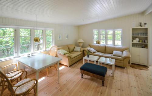 Amazing Home In Ebeltoft With Wifi in Ebeltofta