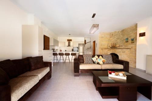 Villa JASMINE with private pool