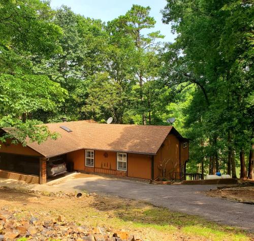 Lake Catherine Serenity Retreat