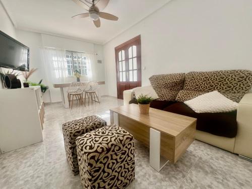  Casa Carmen primera linea de playa in Málaga