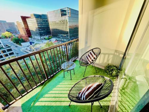Executive Suite at National Landing - 1BR, Metro, Gym, Pool, Sauna, 2 Queen Beds, Arlington (foto 6)