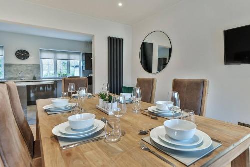 Cosy, Exclusive Sheffield House Near Peak District in ดอร์