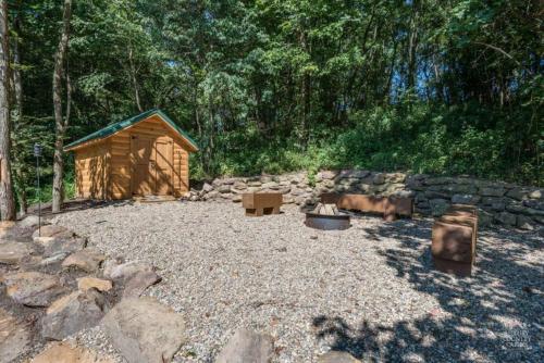 Coschocton Hills - 2 Luxury Log Cabins - Lake Coschocton Hills - 2 Luxury Log Cabins - Lake