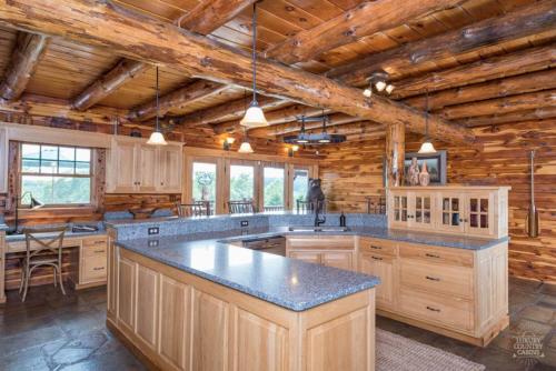 Coschocton Hills - 2 Luxury Log Cabins - Lake Coschocton Hills - 2 Luxury Log Cabins - Lake