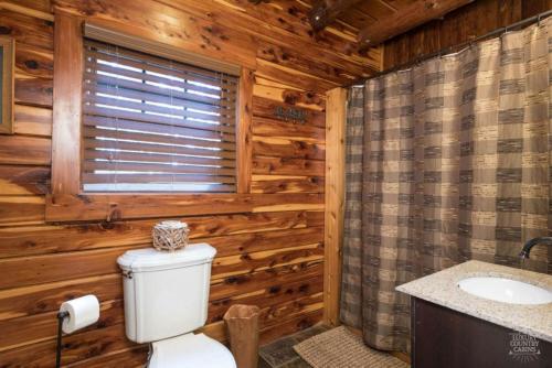Coschocton Hills - 2 Luxury Log Cabins - Lake Coschocton Hills - 2 Luxury Log Cabins - Lake
