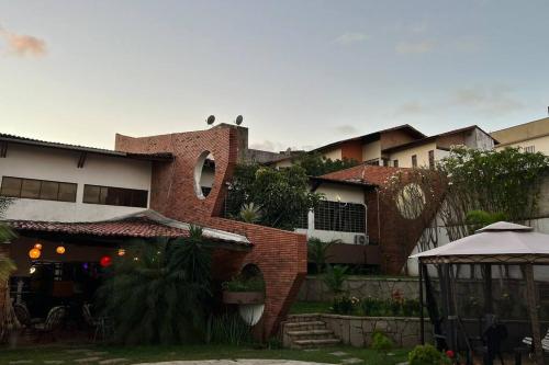 mansão com churrasqueira sinuca piscina aquecida - image 11
