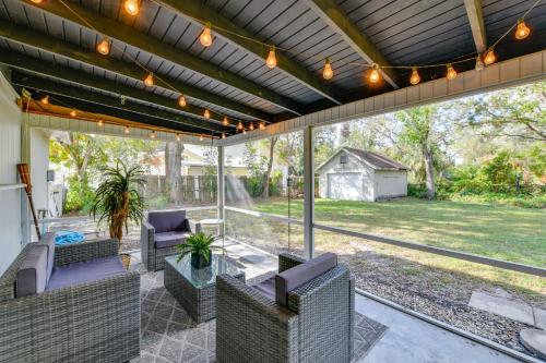 Near Beaches and Downtown Sarasota Home with Lanai in Sarasota, USA