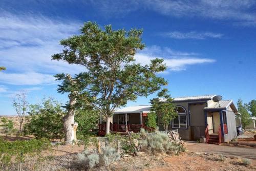 Air Conditioning, OHV Trails near home, Close to Lake Powell, Bullfrog Marina in Ticaboo (UT)