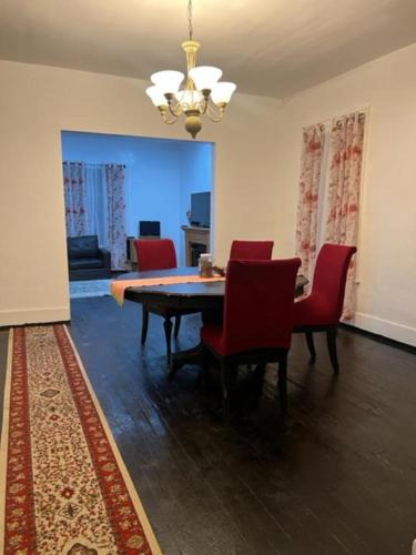 Sunset views & stylish confort in Steubenville, USA