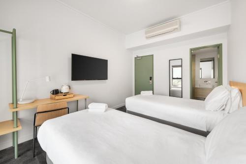 YHA Brisbane City Room Type - Twin Room with Private Bathroom
