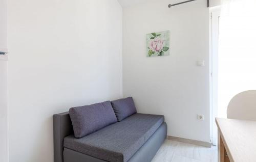 1 double bed, 1 sofa bed