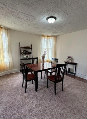 2F4-Chelsea Suites Free washer dryer and TV in Newark, USA
