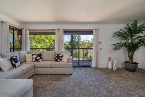 Quiet San Diego Retreat with City Views Pool in La Mesa, USA