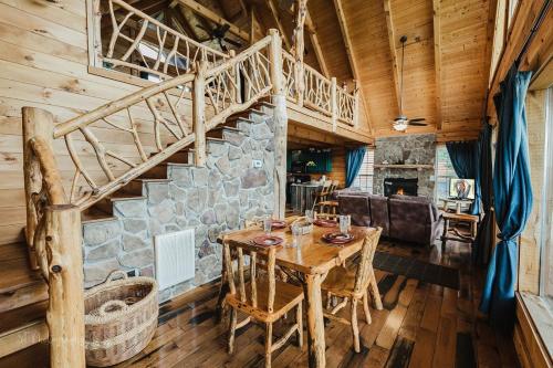 Facilities, Awestruck Mountain View with Pool Access in Pigeon Forge Suburbs