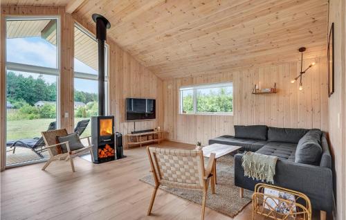  Awesome Home In Glesborg With Sauna in Glesborg