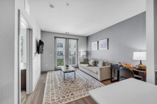 Game Day Getaway 1BR Across from Tropicana Field image