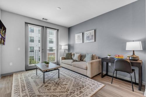Game Day Getaway 1BR Across from Tropicana Field detail