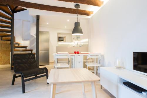 Létesítmények, Casa De Poble Termes Romanes in Caldas de Montbuy