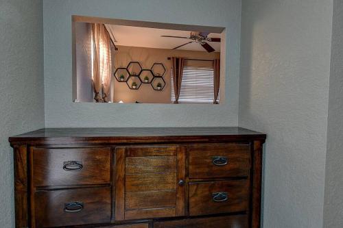 Heated Pool 6 Beds 10 Min to Beaches in Largo, USA