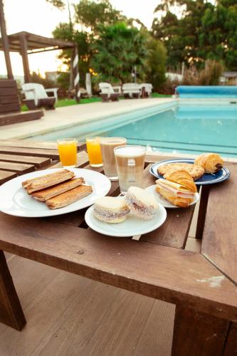 La Quinta Hostel & Suites in El Tesoro