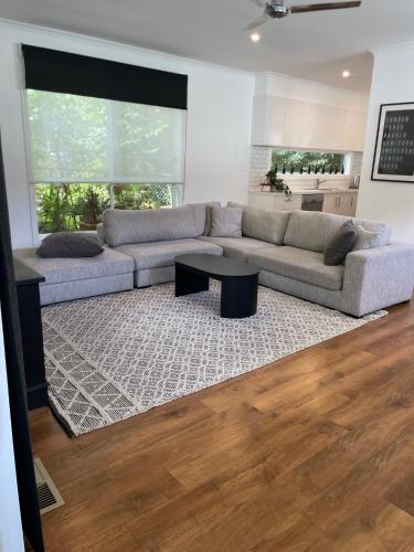 Position Perfect in the Heart of Sherbrooke in เชอร์บรูค