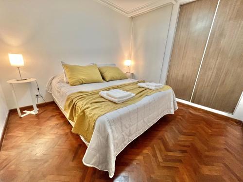 One-Bedroom Apartment image 6