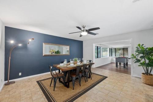 4 BR Home with Game Room! Family Friendly! Centrally Located! in Linda Vista