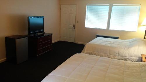 Grays Harbor Inn & Suites