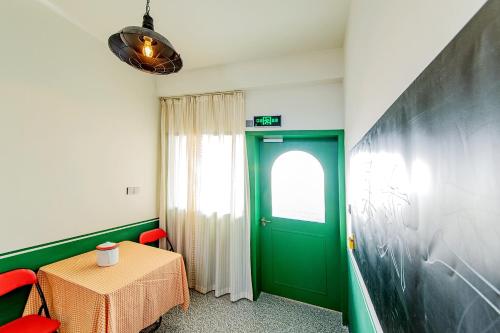 Locals Apartment House 40 in Furong