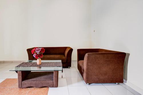 SPOT ON 93917 Homestay Adreena Syariah