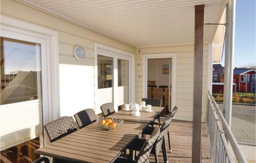 Four-Bedroom Apartment in Dagebull - image 7