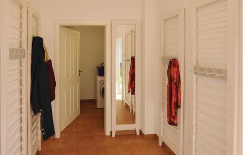 Four-Bedroom Apartment in Dagebull - image 14