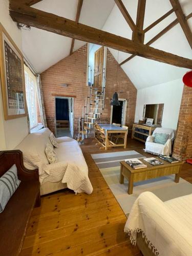 300 year old barn conversion in Retford