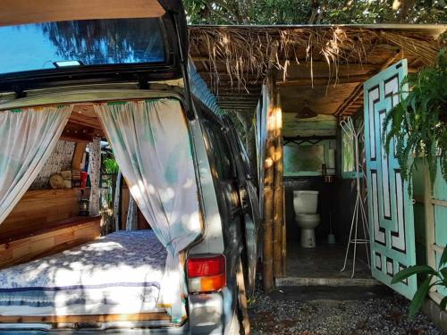 Samatha Camper Samatha Camper