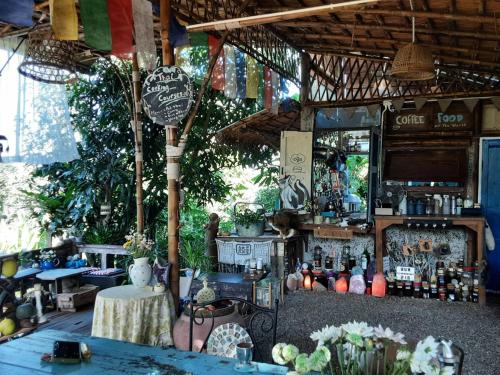 Samatha Camper Samatha Camper