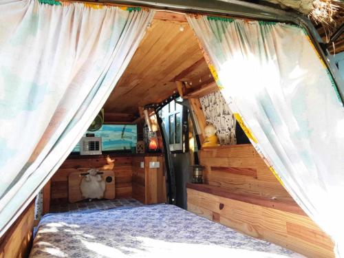 Samatha Camper Samatha Camper