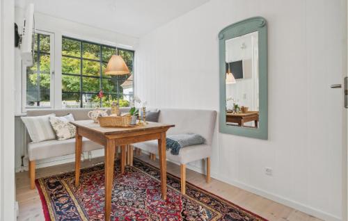  Gorgeous Apartment In Svaneke in Svaneke