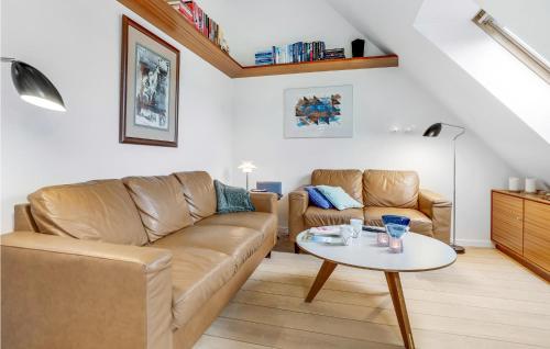  2 Bedroom Cozy Apartment In Svaneke in Svaneke