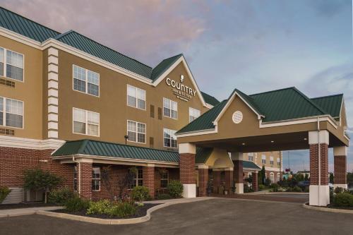 Country Inn & Suites by Radisson, Findlay, OH