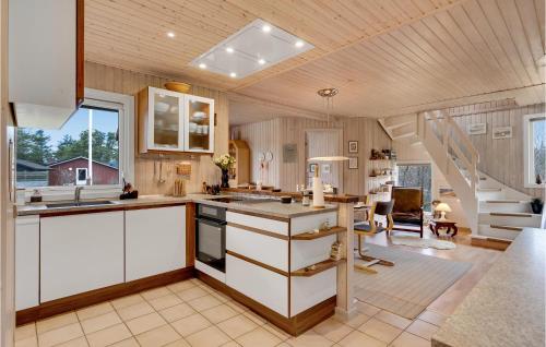 Kitchen, Amazing Home In Tarm With Sauna in Skaven