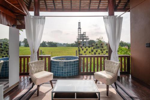 The garden pool villa resort at Doi Saket - 발코니/테라스