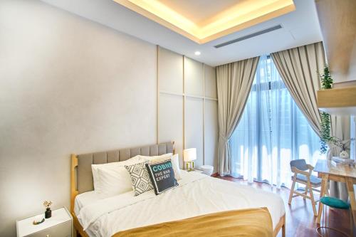 Royce Residence KLCC by Cobnb Room Type - Premier One-Bedroom Suite